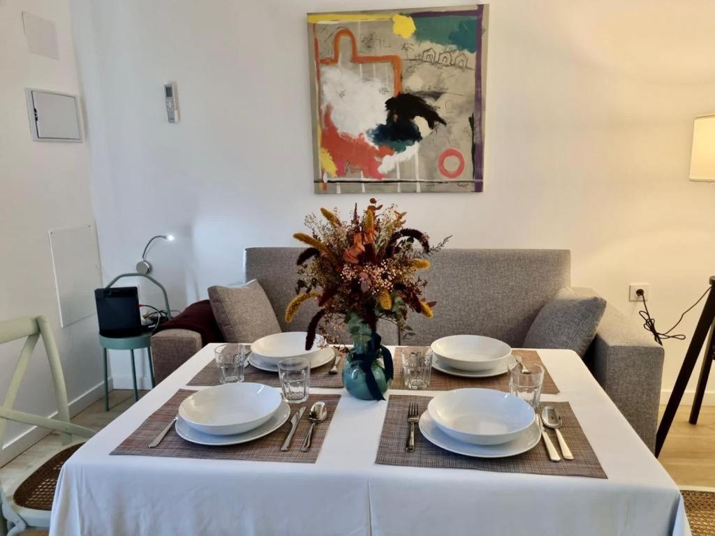 Apartamentos Rg Hospital Valme セビリア エクステリア 写真