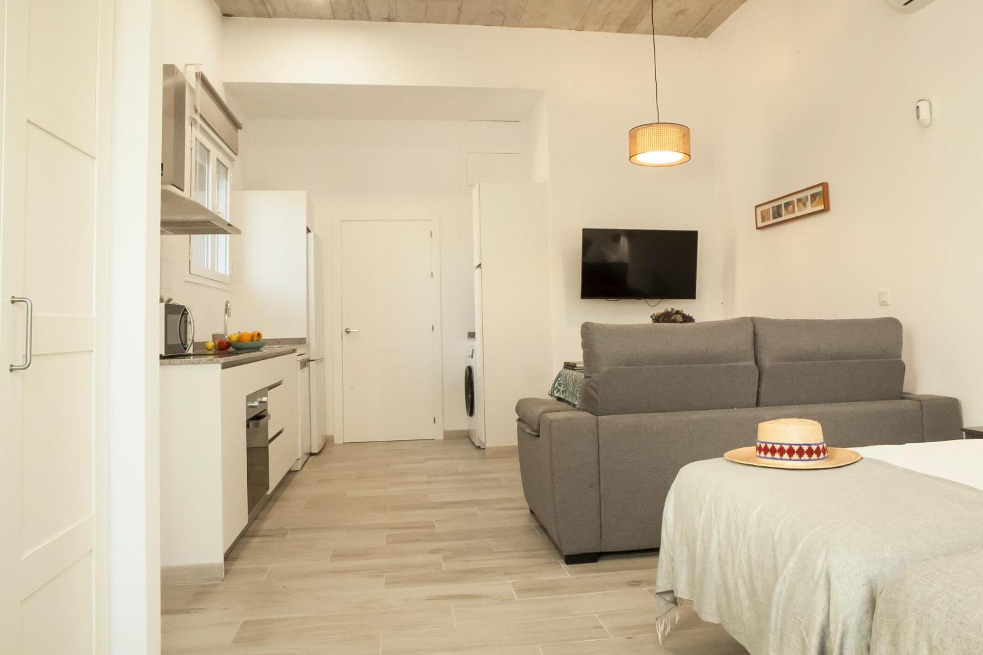 Apartamentos Rg Hospital Valme セビリア エクステリア 写真