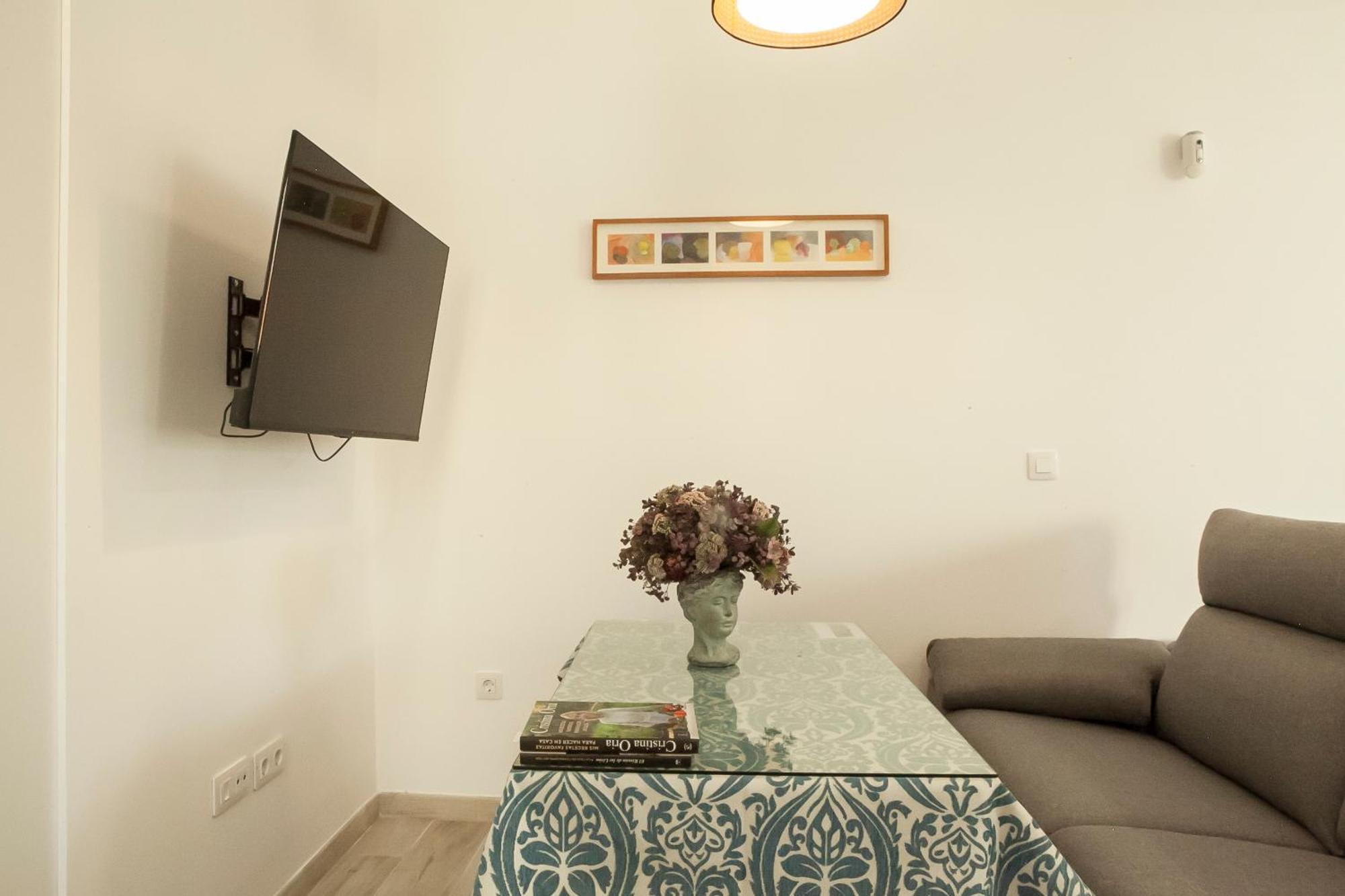 Apartamentos Rg Hospital Valme セビリア エクステリア 写真