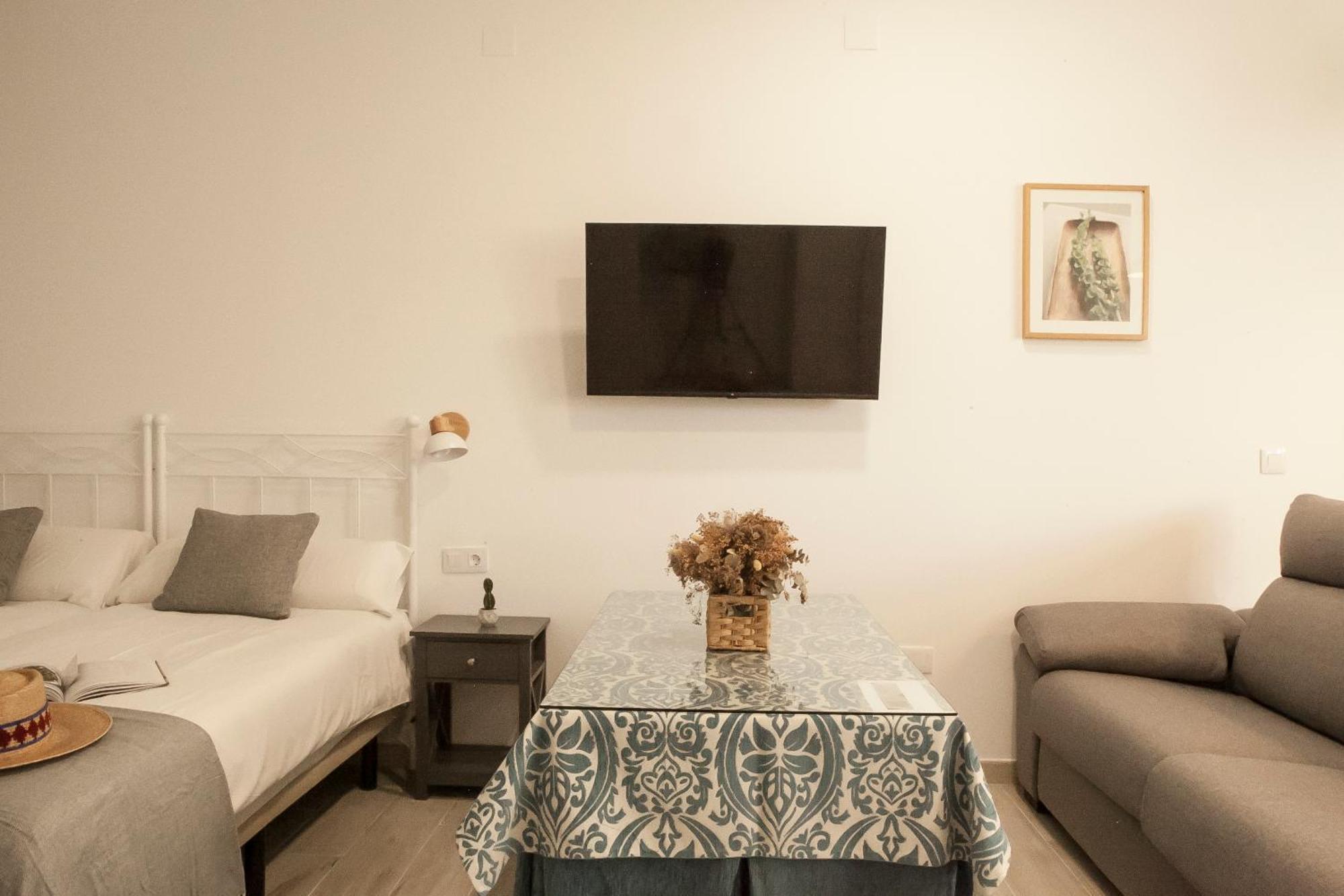 Apartamentos Rg Hospital Valme セビリア エクステリア 写真