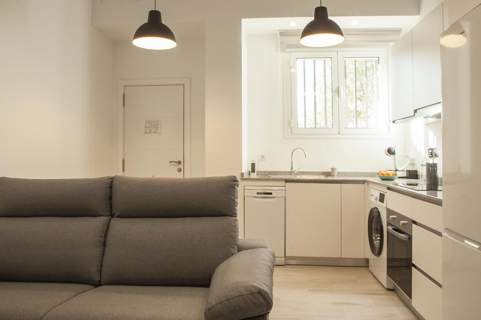 Apartamentos Rg Hospital Valme セビリア エクステリア 写真