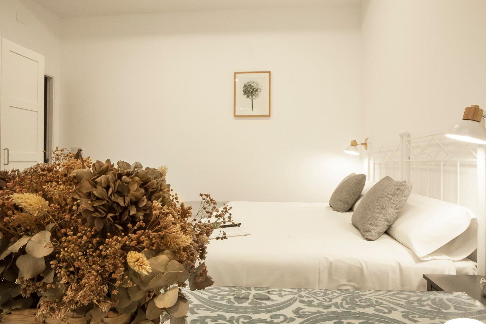 Apartamentos Rg Hospital Valme セビリア エクステリア 写真